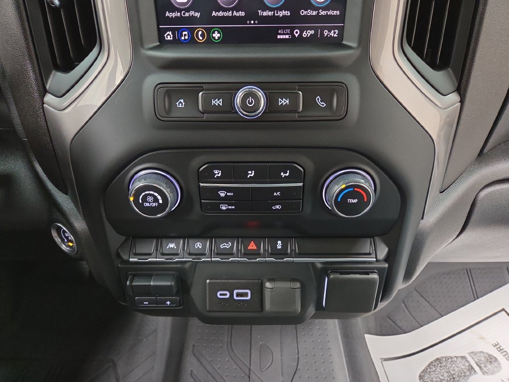 Used 2024 Chevrolet Silverado 1500 Custom AWD/4WD image 16