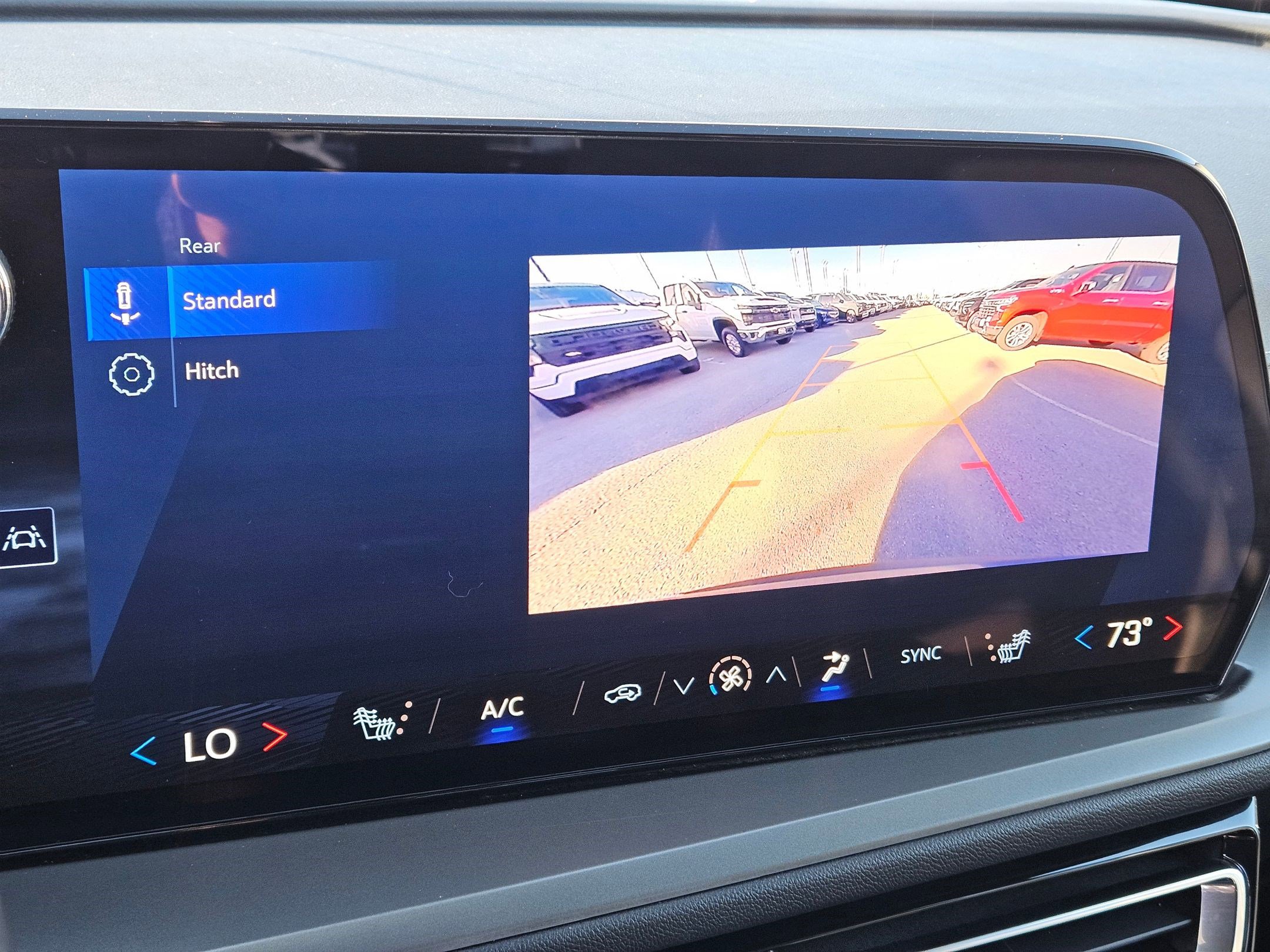 Used 2025 Chevrolet Traverse LT AWD/4WD image 23