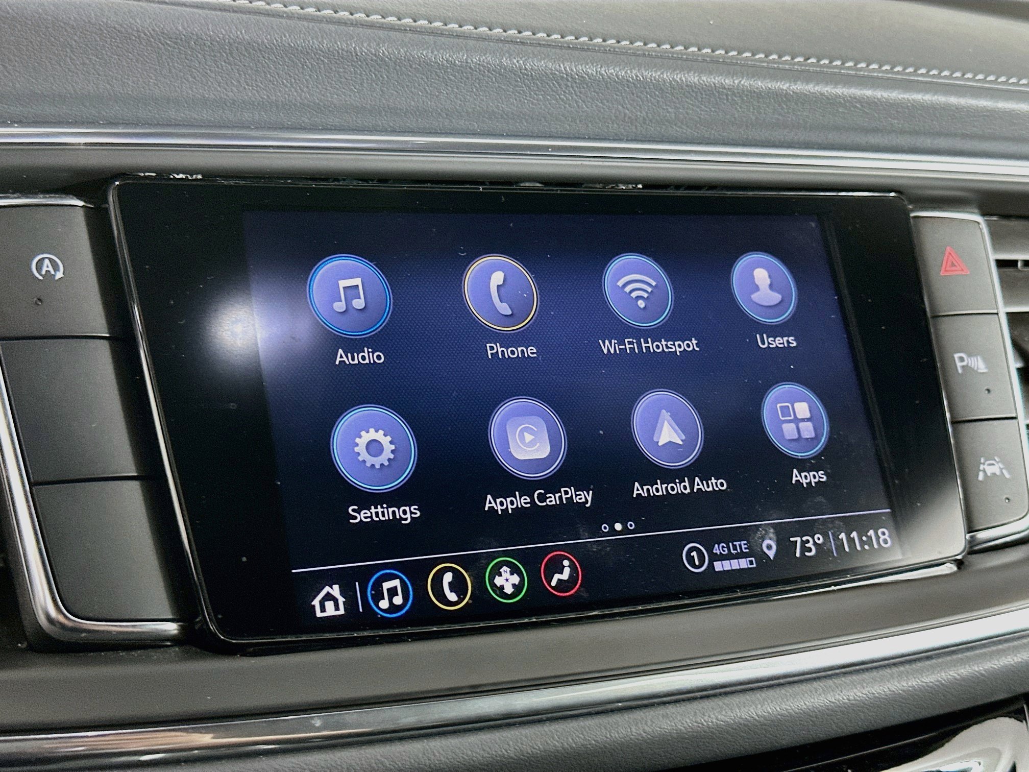 Used 2022 Buick Enclave Essence FWD image 21