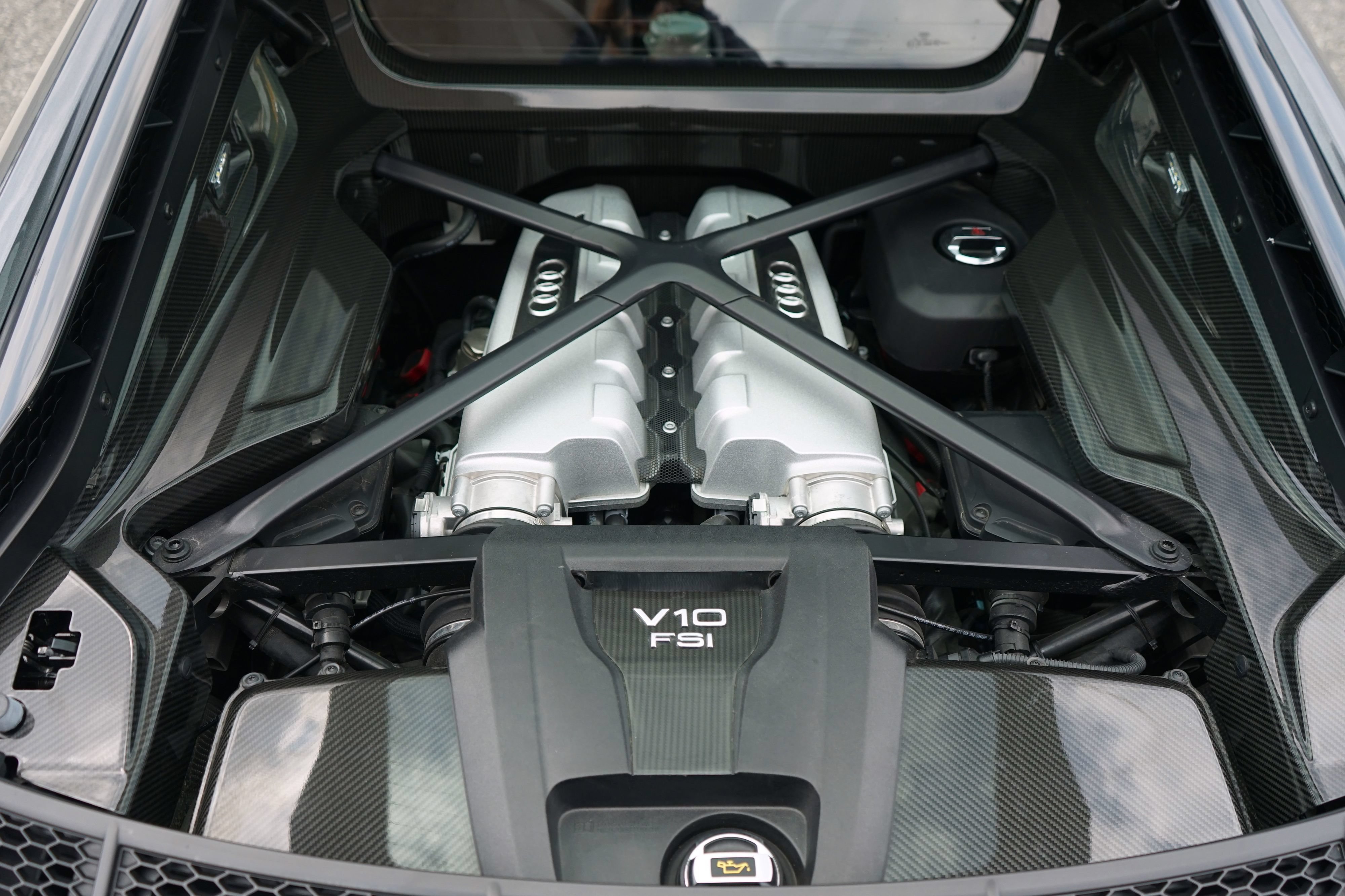Used 2018 Audi R8 V10 plus AWD/4WD image 37