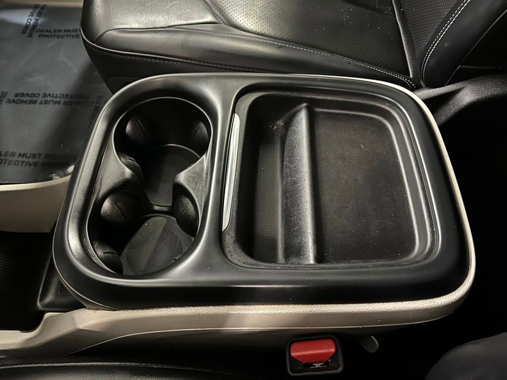 Used 2021 Chrysler Voyager Lxi image 13