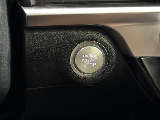 Used 2025 Kia Telluride S FWD image 18