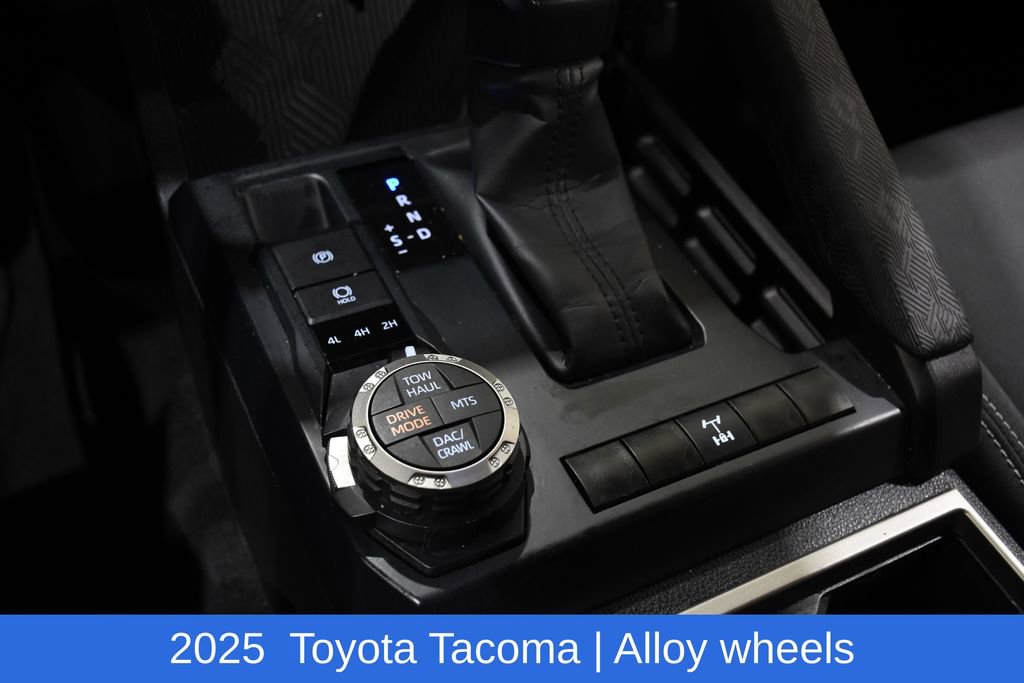 Used 2025 Toyota Tacoma TRD Off-Road image 27