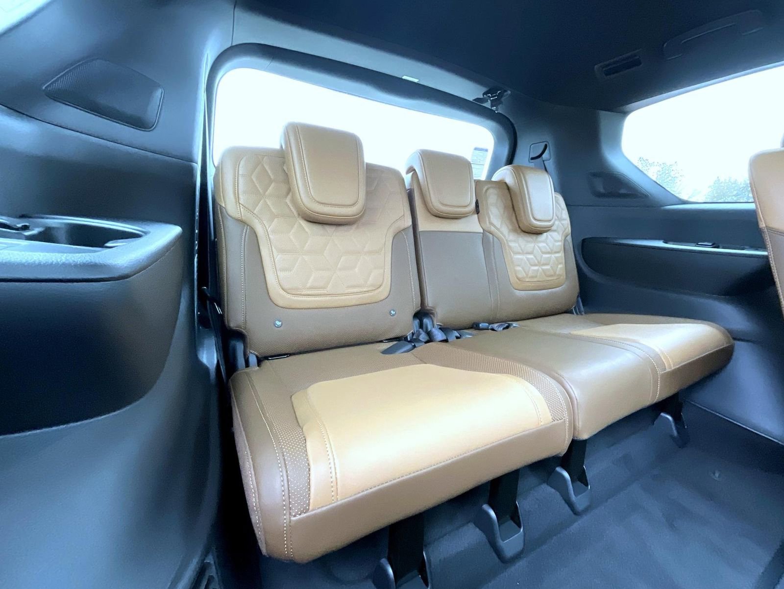 New 2026 Nissan Armada Platinum Reserve image 21