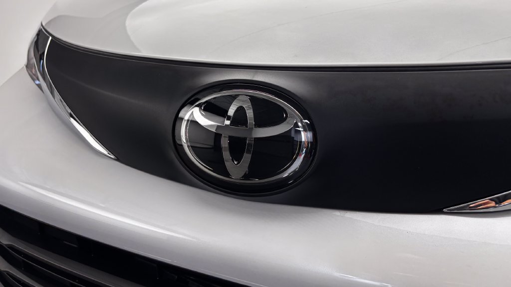 Certified 2026 Toyota Sienna XLE FWD image 49