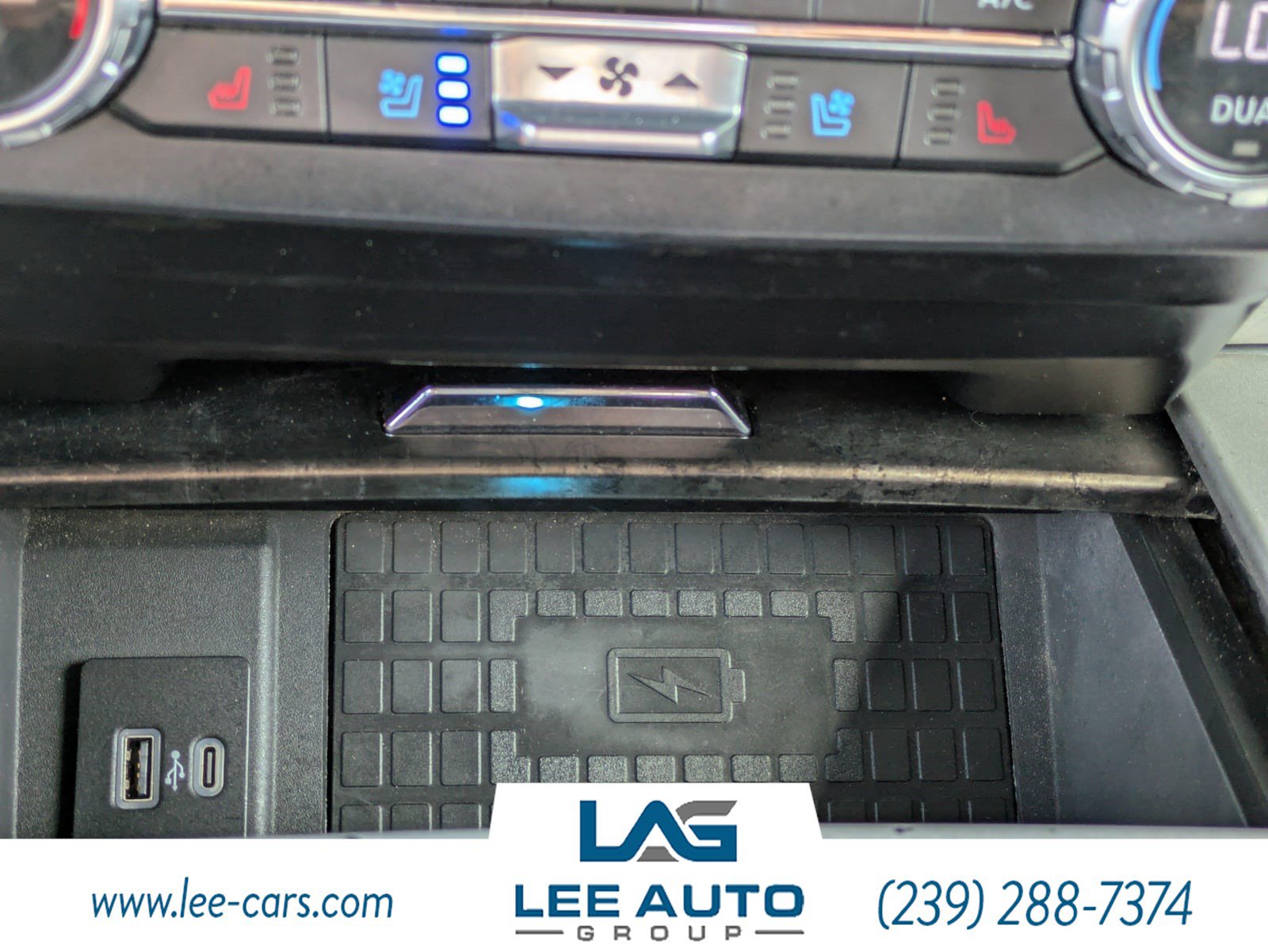 Used 2022 Ford F250 Lariat w/ Lariat Ultimate Package AWD/4WD image 28
