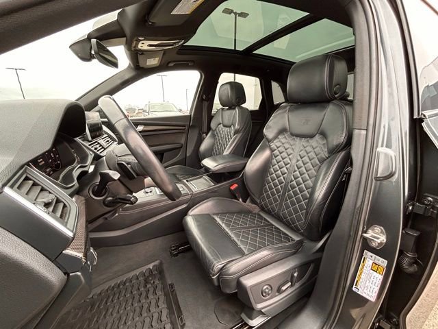Used 2019 Audi SQ5 Premium Plus w/ Premium Plus Package AWD/4WD image 27