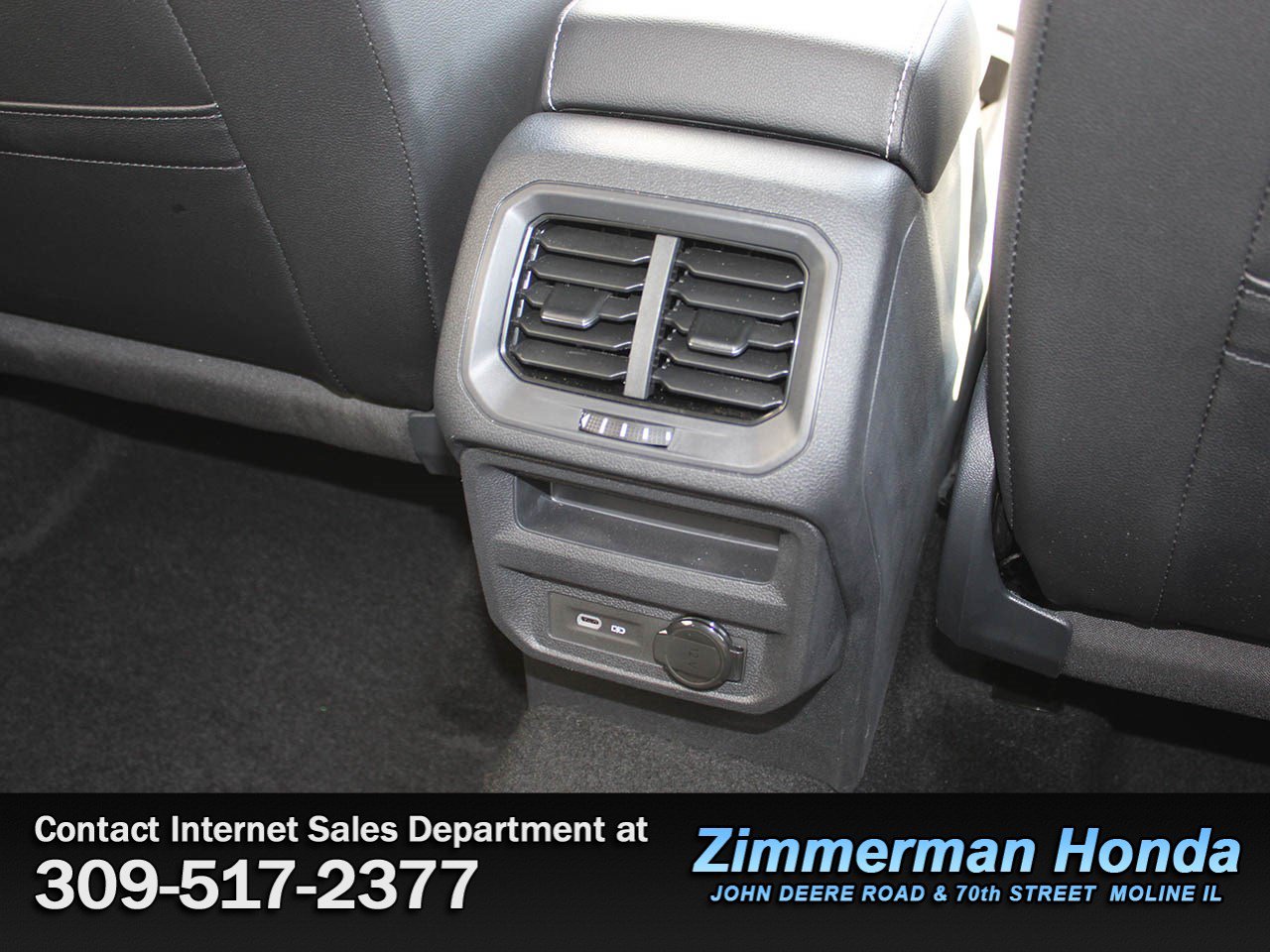Used 2023 Volkswagen Tiguan SE R-Line FWD image 10