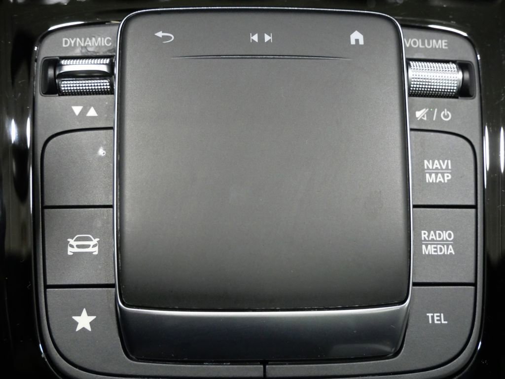 Used 2023 Mercedes-Benz GLA 250 4MATIC image 23
