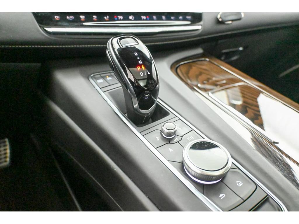 Certified 2024 Cadillac Escalade Sport Platinum w/ LPO, ONYX Package image 14