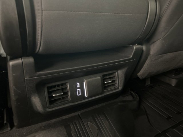 Used 2024 GMC Sierra 3500 SLE w/ SLE Value Package image 25