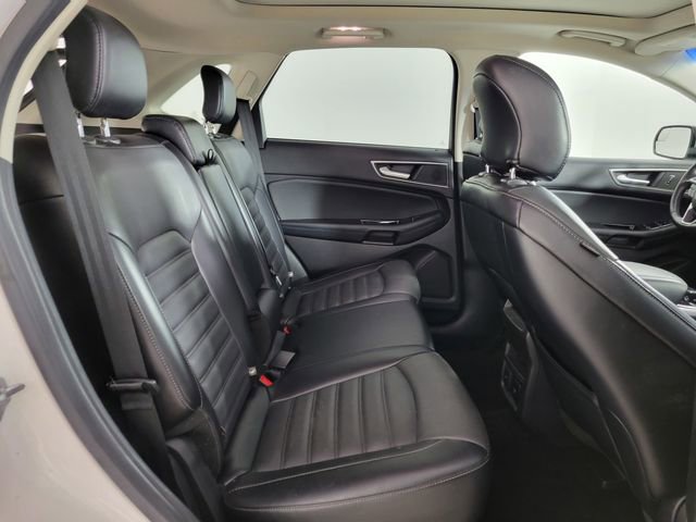 Certified 2018 Ford Edge SEL w/ Equipment Group 201A image 17
