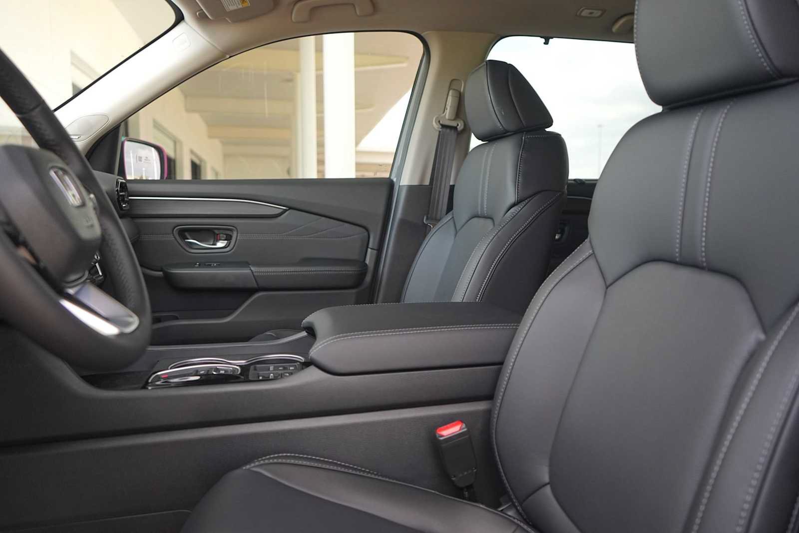 New 2026 Honda Pilot Touring image 11