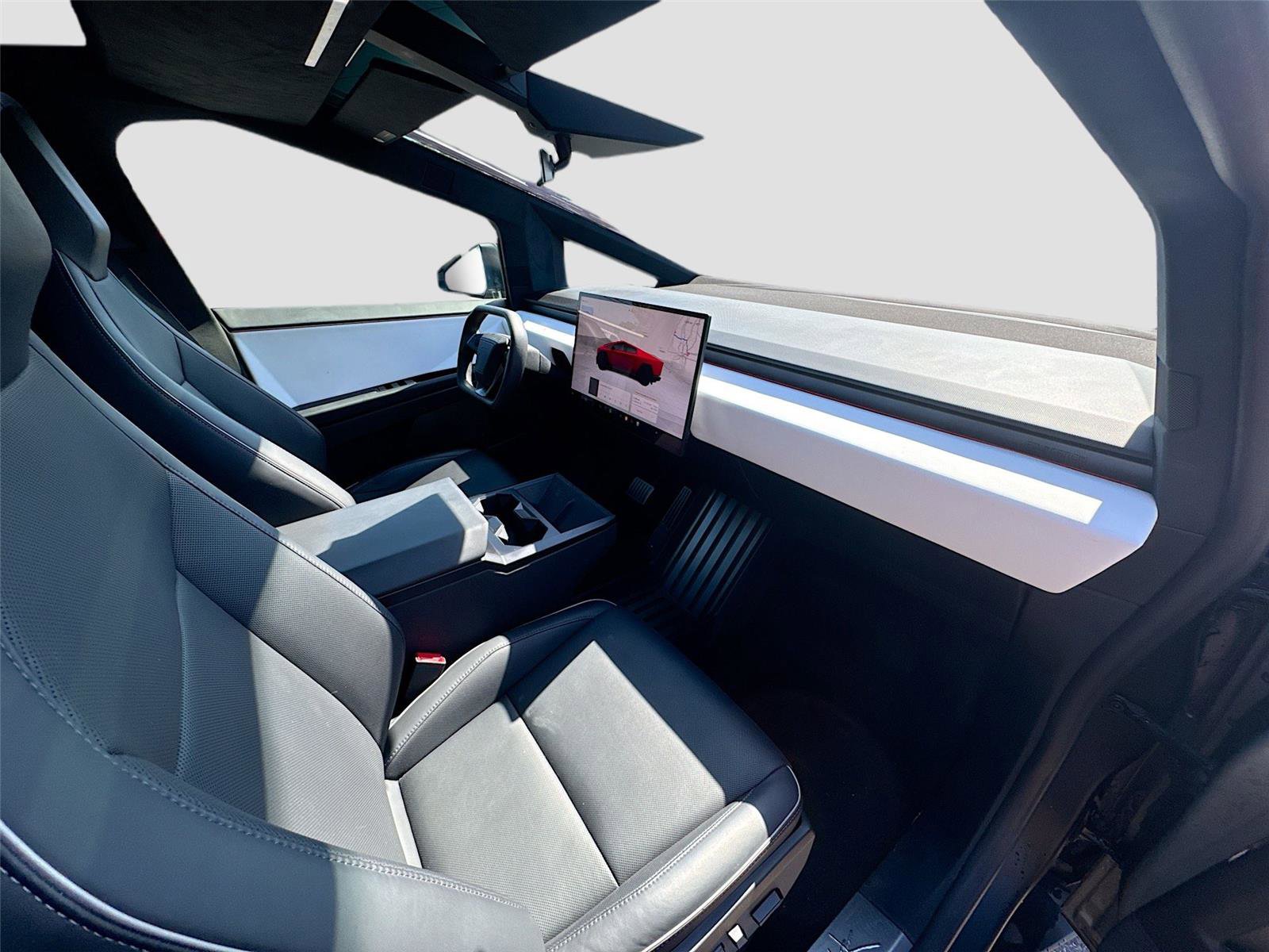 Used 2024 Tesla Cybertruck AWD Crew Cab image 16