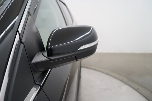 Used 2020 Ford Edge Titanium w/ Equipment Group 301A image 85