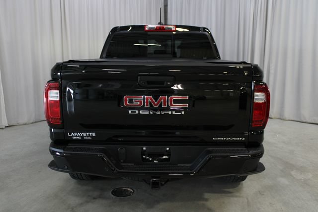 Used 2025 GMC Canyon Denali AWD/4WD image 32