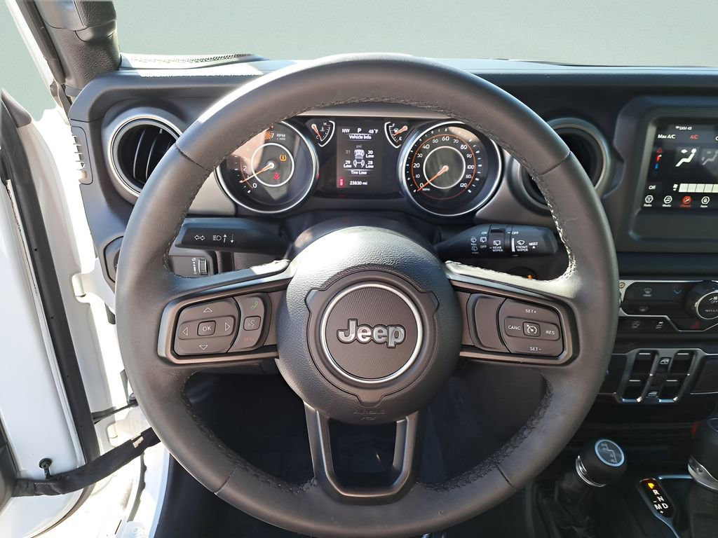 Used 2023 Jeep Wrangler Unlimited Sport image 15