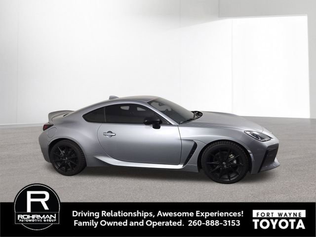 Used 2025 Toyota GR86 Premium w/ ALL Weather Mat Package (TMS) RWD image 5