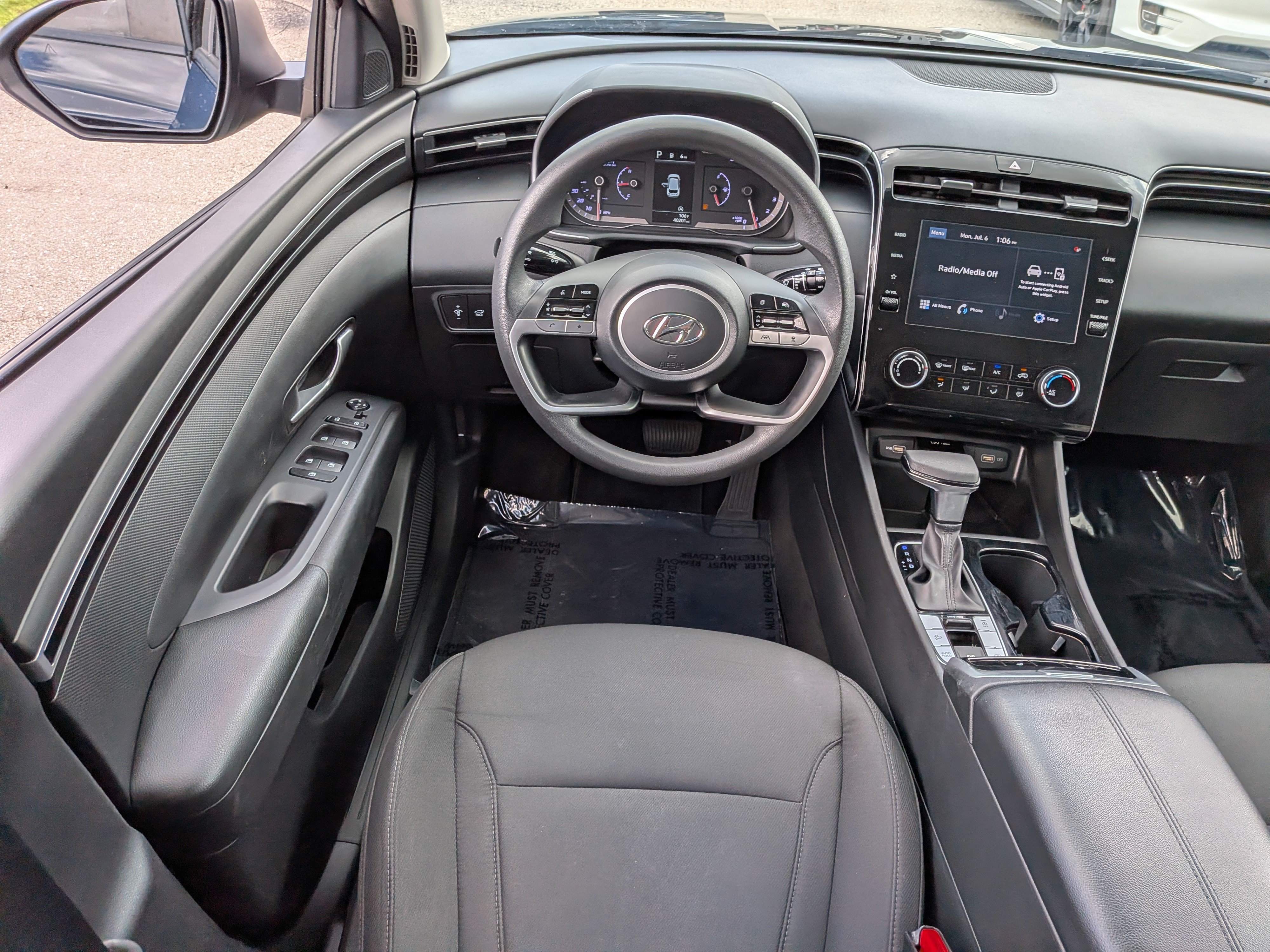 Used 2023 Hyundai Tucson SEL FWD image 18