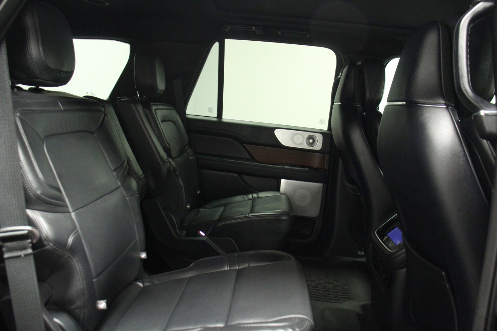 Used 2024 Lincoln Navigator Reserve image 18