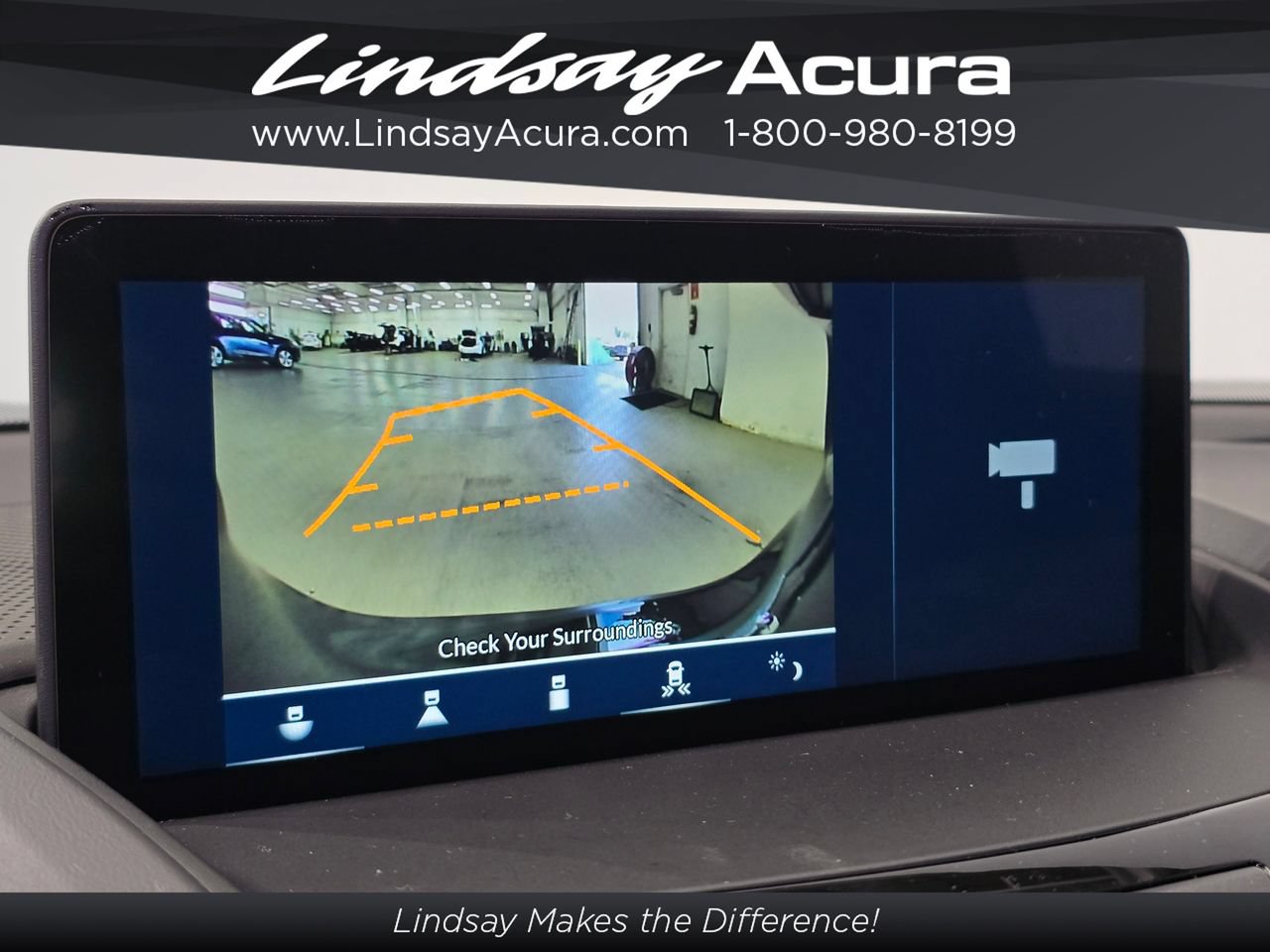 Used 2025 Acura RDX SH-AWD image 18