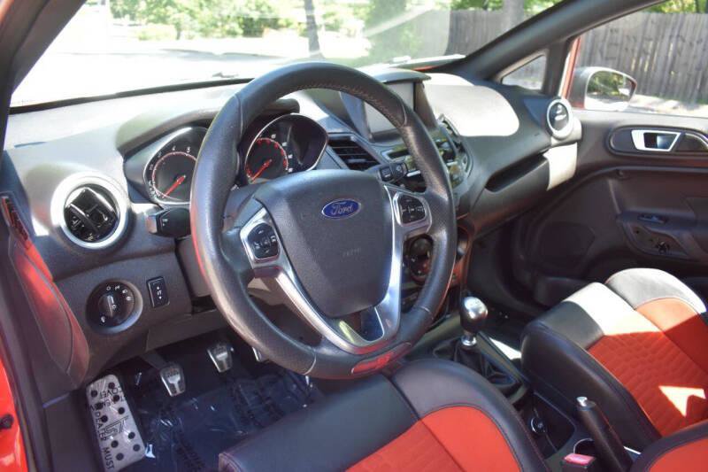 Used 2015 Ford Fiesta ST w/ ST Recaro Package FWD image 28