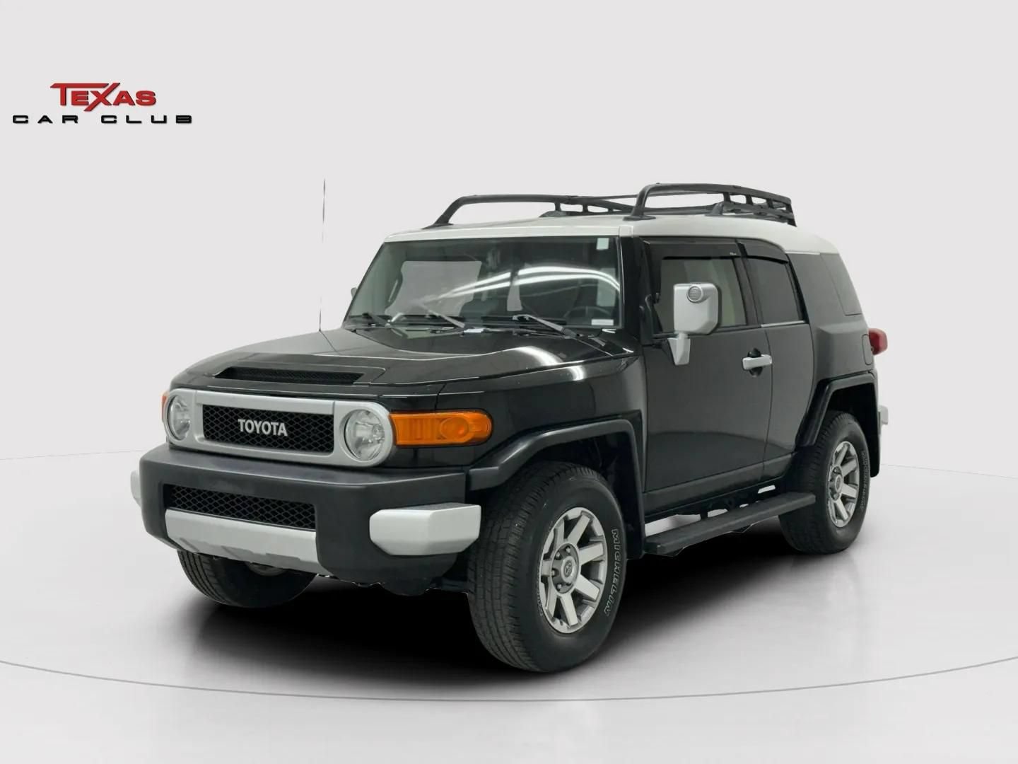 Used 2014 Toyota FJ Cruiser 4WD w/ Upgrade Package image 3