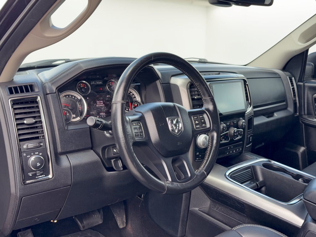 Used 2017 RAM 1500 Sport w/ Black Ram 1500 Sport Group AWD/4WD image 4