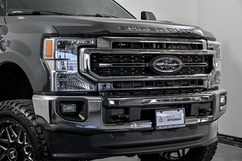 Used 2021 Ford F250 Lariat w/ Lariat Ultimate Package AWD/4WD image 2