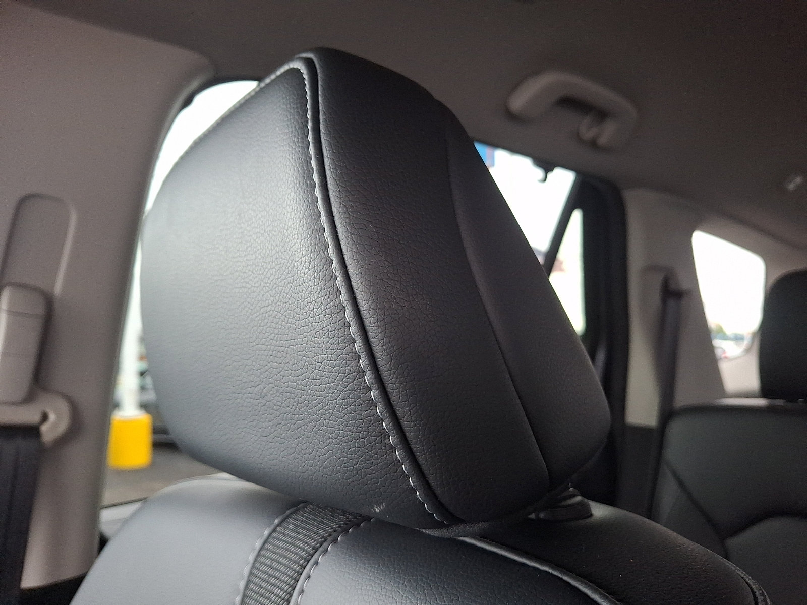 Used 2023 Honda Pilot EX-L image 13