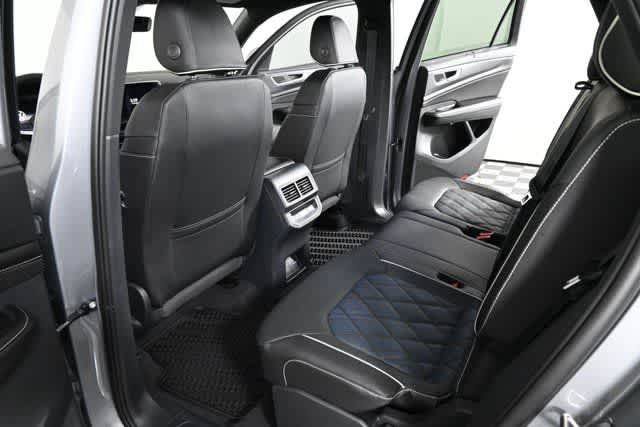 New 2026 Volkswagen Atlas Cross Sport SEL Premium R-Line AWD/4WD image 24