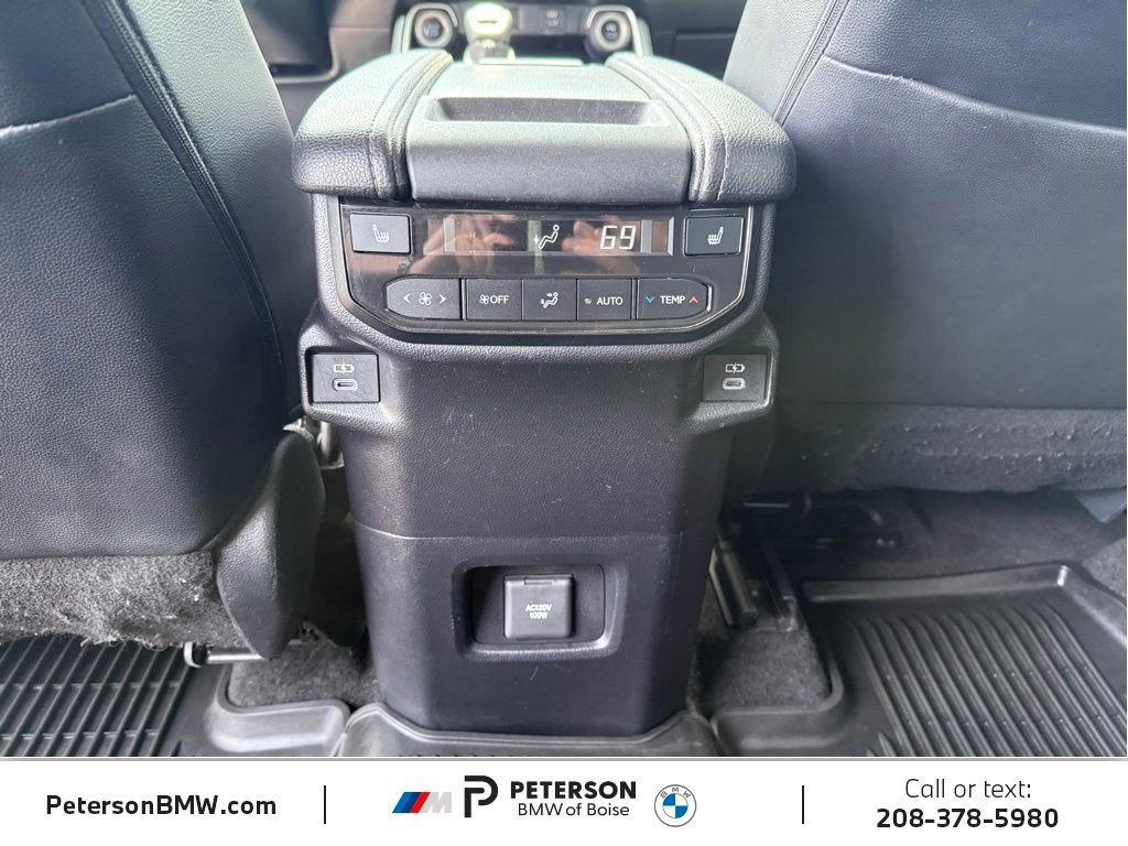 Used 2024 Toyota Grand Highlander AWD image 22