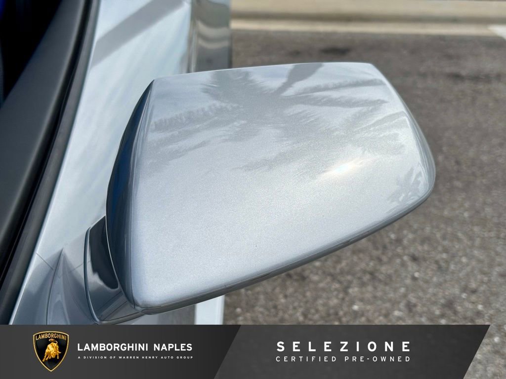 Used 2021 Lamborghini Huracan EVO image 27