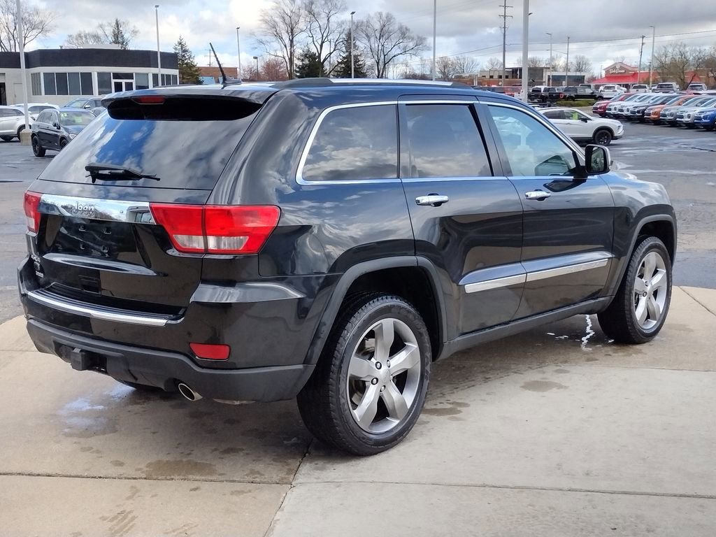 Used 2013 Jeep Grand Cherokee Overland w/ Advance Technology Group image 5