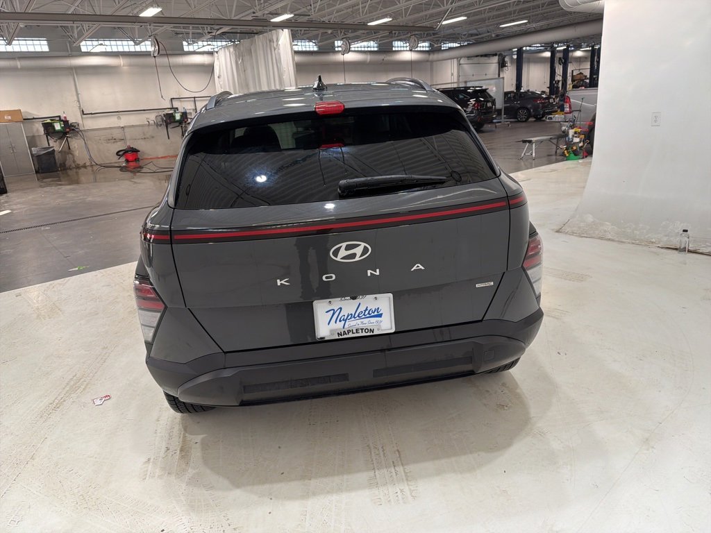 Used 2025 Hyundai Kona SEL image 5