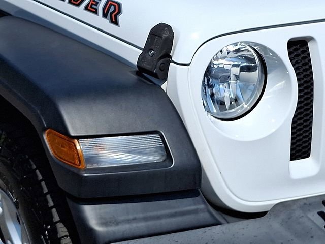 Used 2021 Jeep Wrangler Unlimited Islander image 11