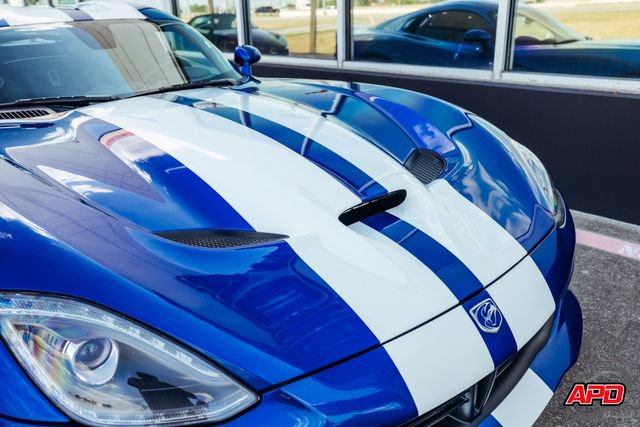 Used 2013 SRT Viper GTS w/ GTS Laguna Interior Pkg RWD image 27