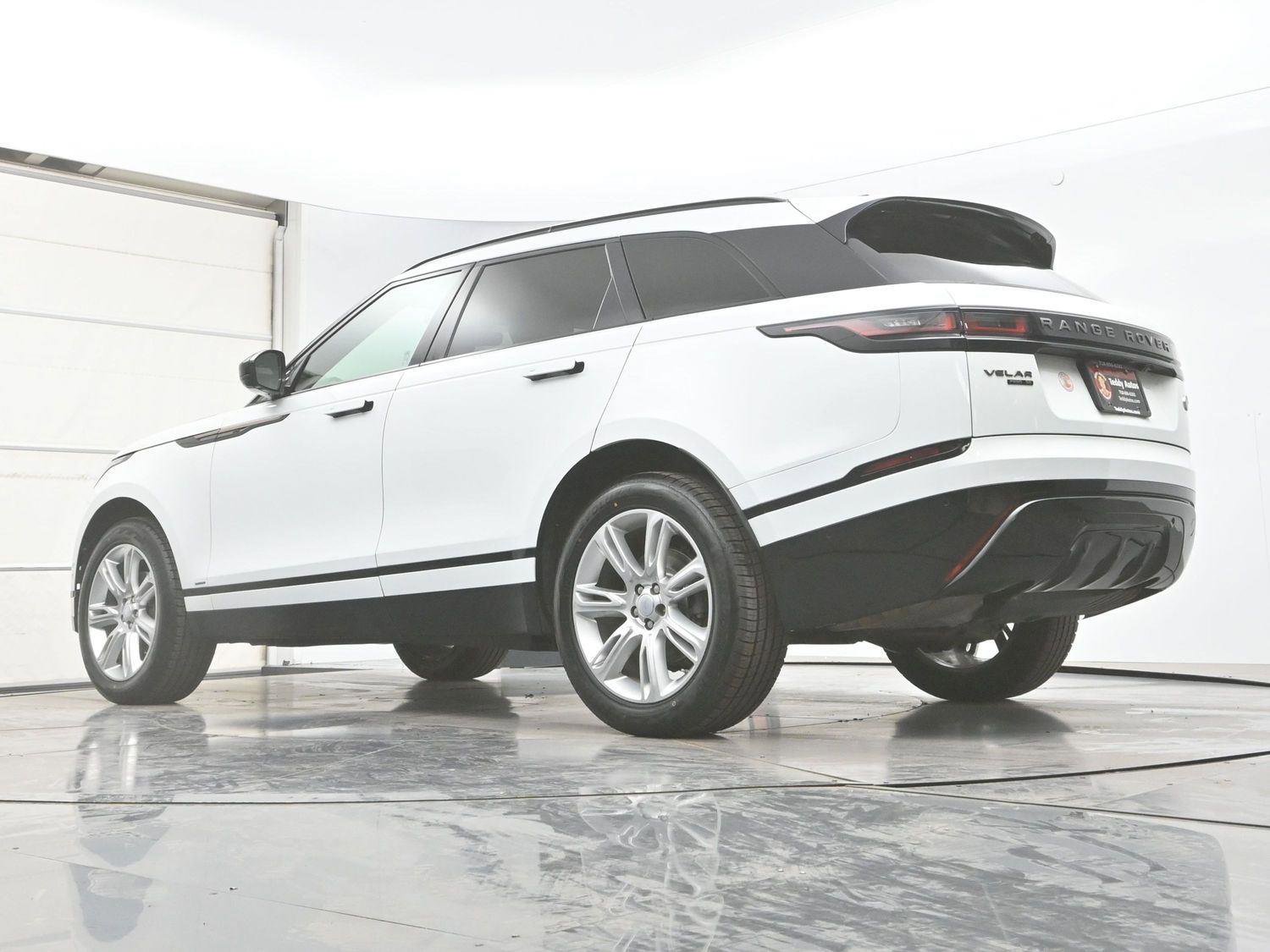 Used 2019 Land Rover Range Rover Velar R-Dynamic SE AWD/4WD image 32