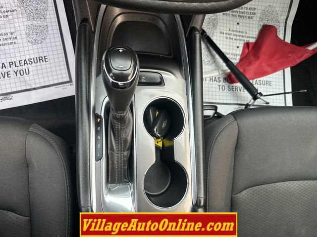 Used 2016 Chevrolet Malibu LT FWD image 18