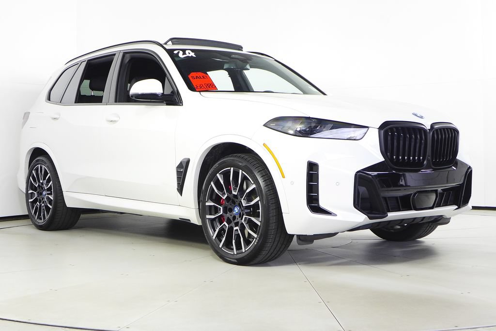 Used 2024 BMW X5 xDrive50e w/ M Sport Package AWD/4WD image 4