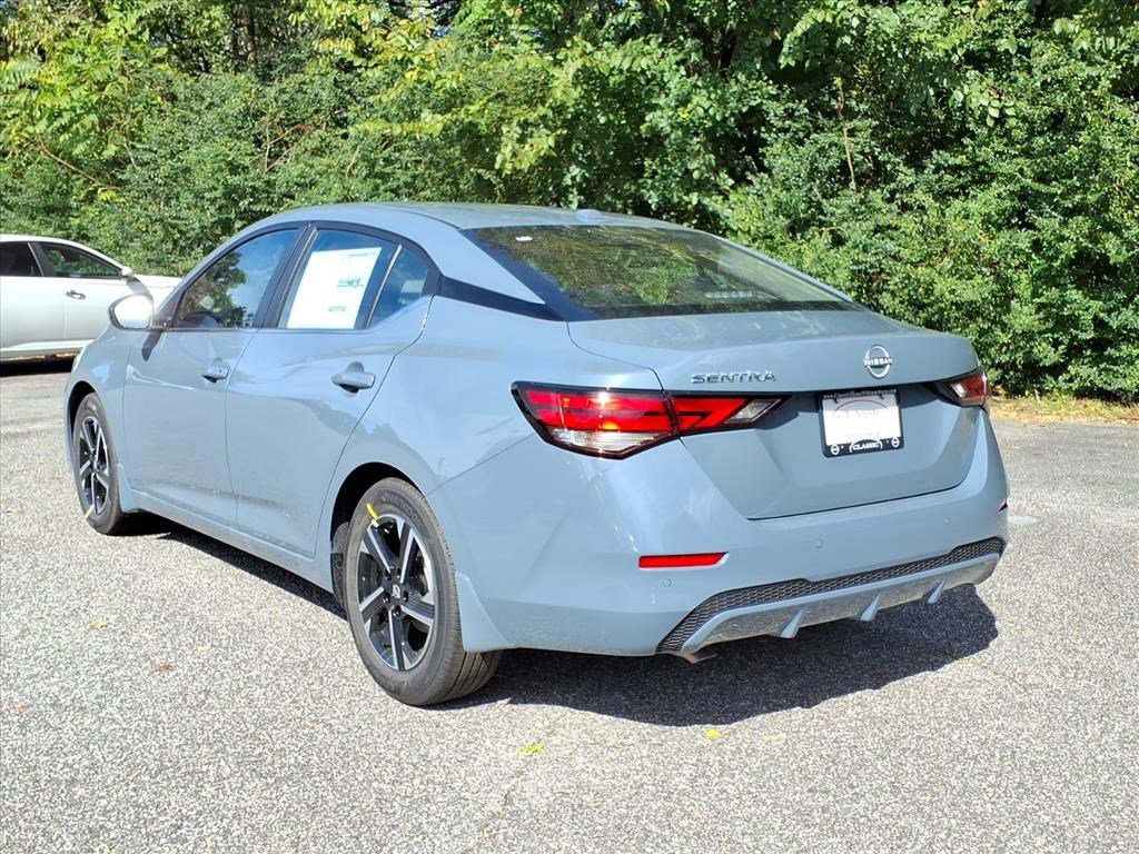 New 2025 Nissan Sentra SV image 6