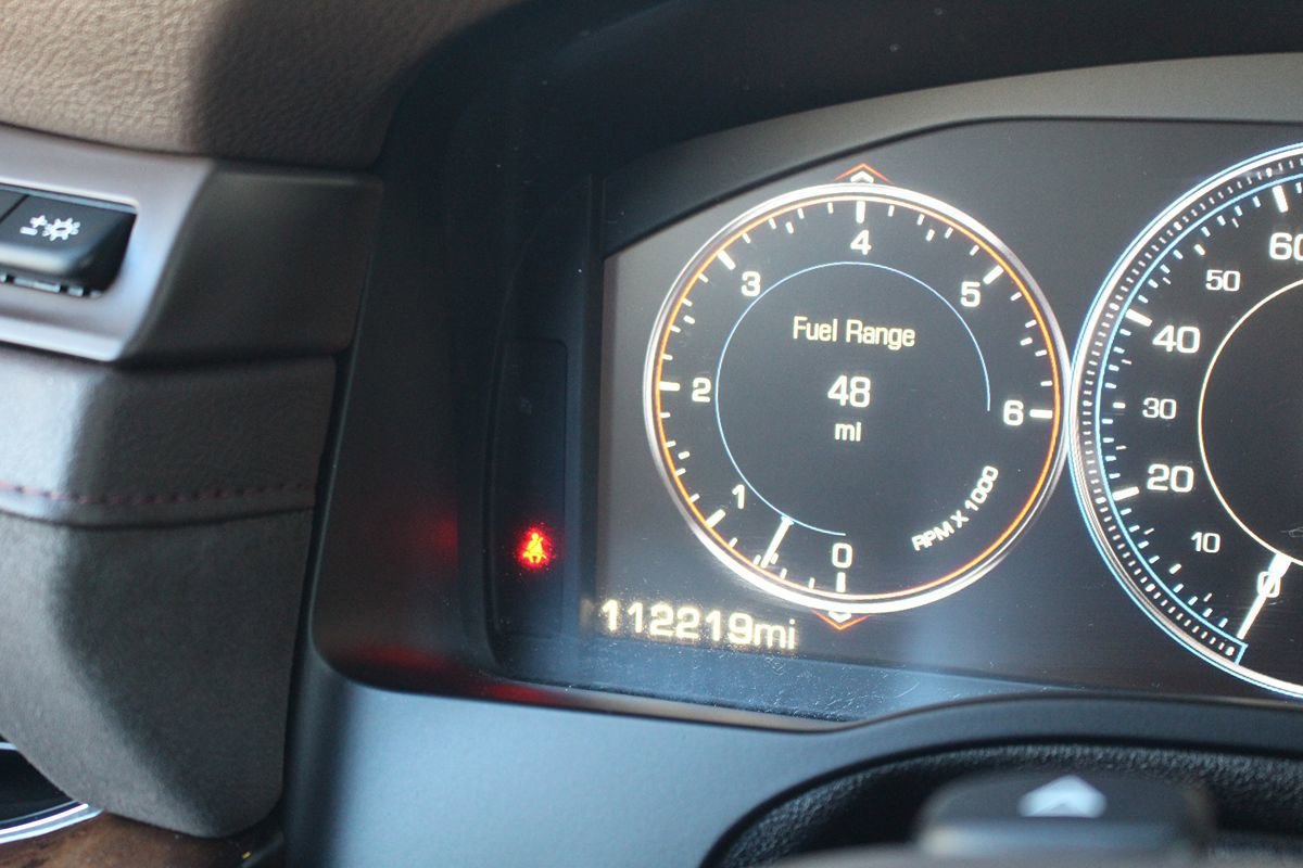 Used 2015 Cadillac Escalade ESV Premium image 42
