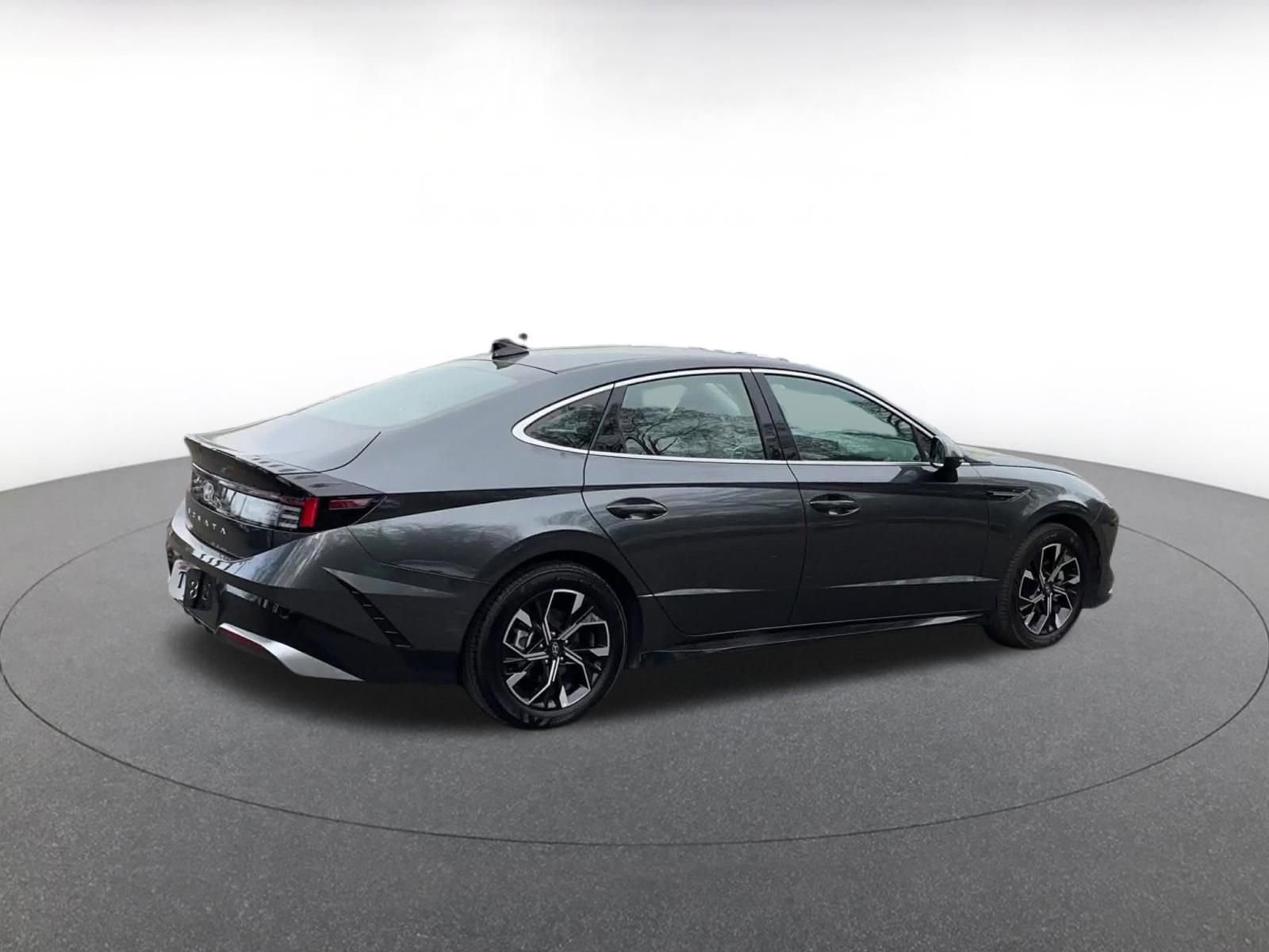 Used 2025 Hyundai Sonata SEL image 15