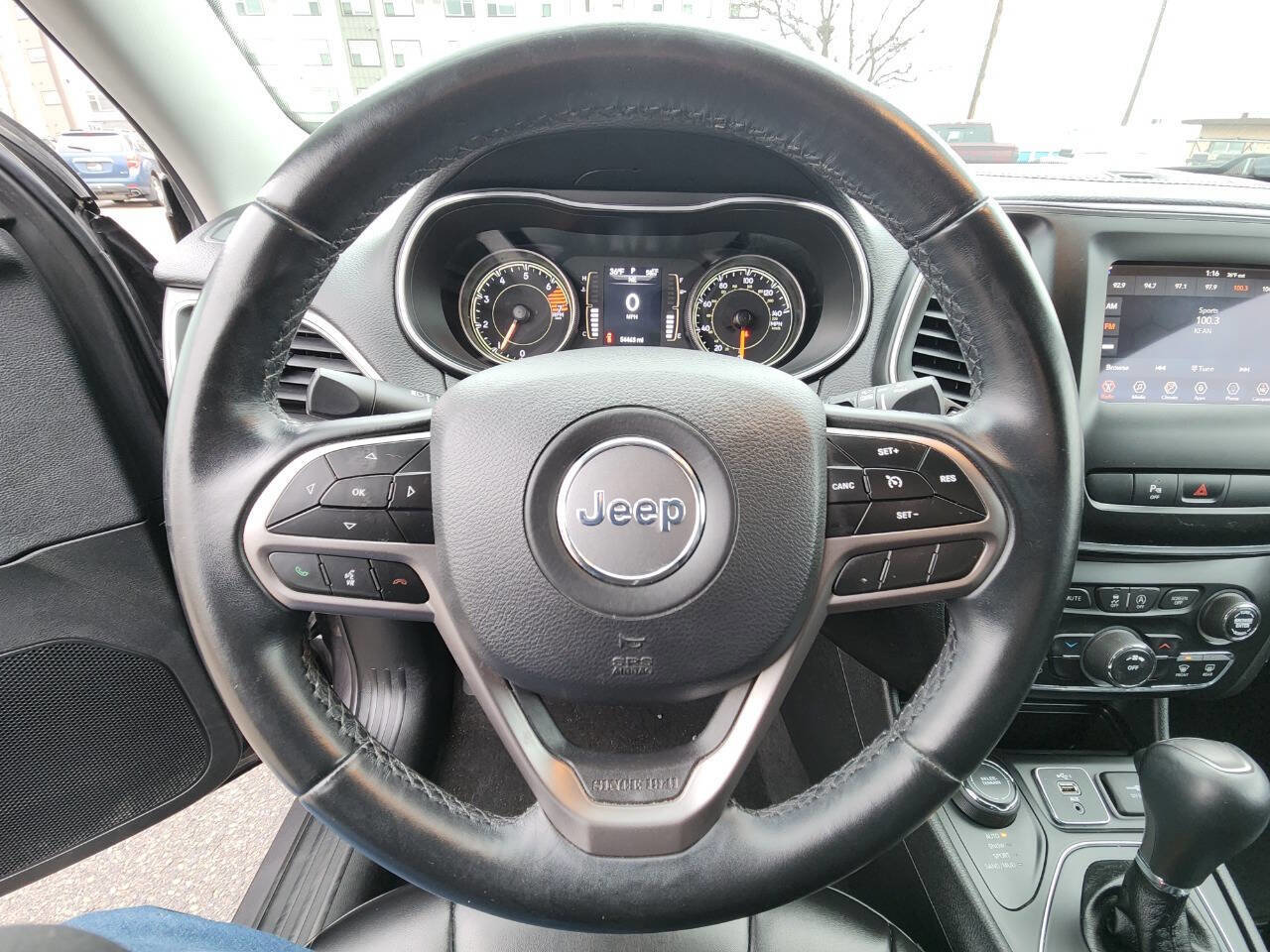 Used 2019 Jeep Cherokee Latitude Plus image 21