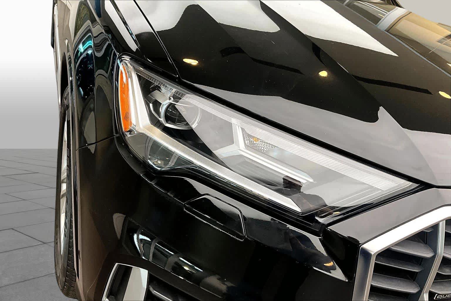 Used 2022 Audi Q7 3.0T Premium w/ Convenience Package AWD/4WD image 27