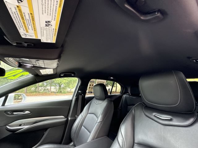 Used 2020 Cadillac XT4 Premium Luxury AWD/4WD image 22