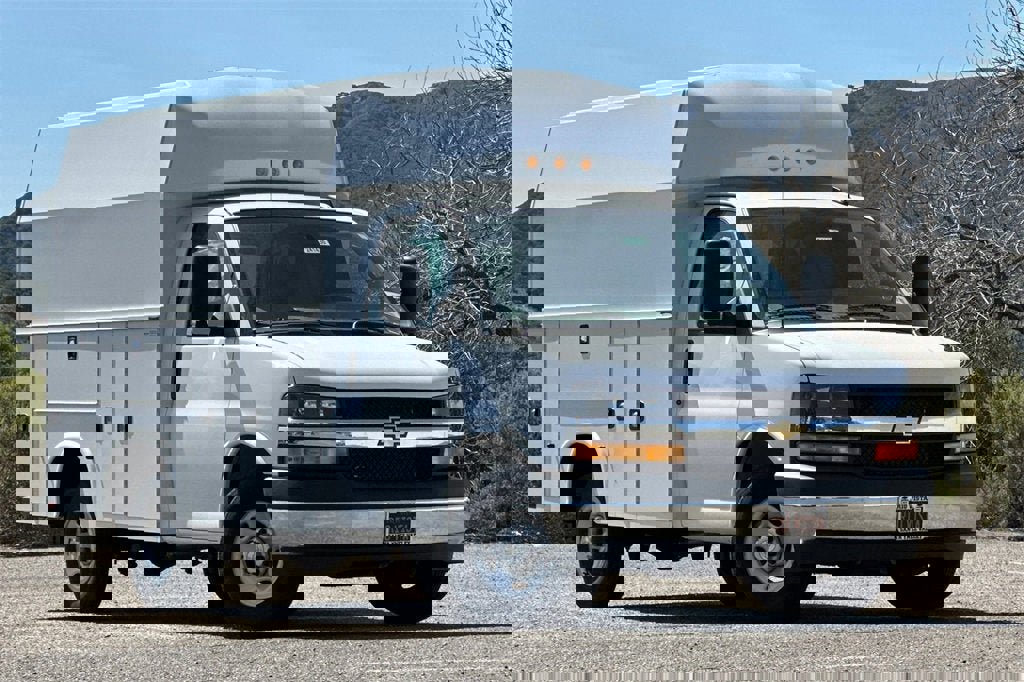 New 2024 Chevrolet Express 3500 w/ Power Convenience Package image 2