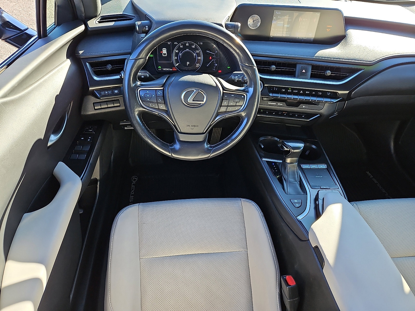 Used 2019 Lexus UX 250h image 12