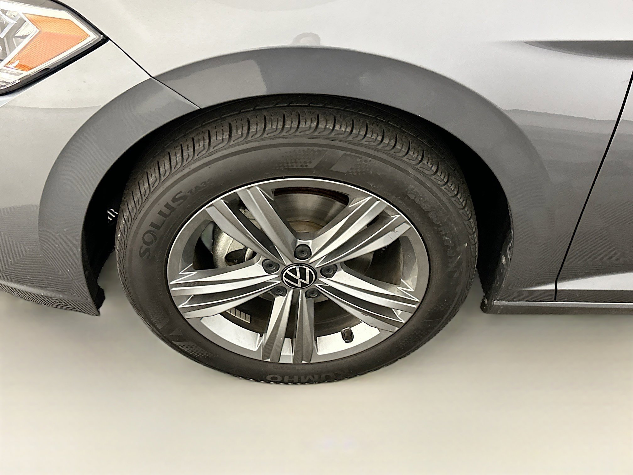 Used 2024 Volkswagen Jetta SE image 11