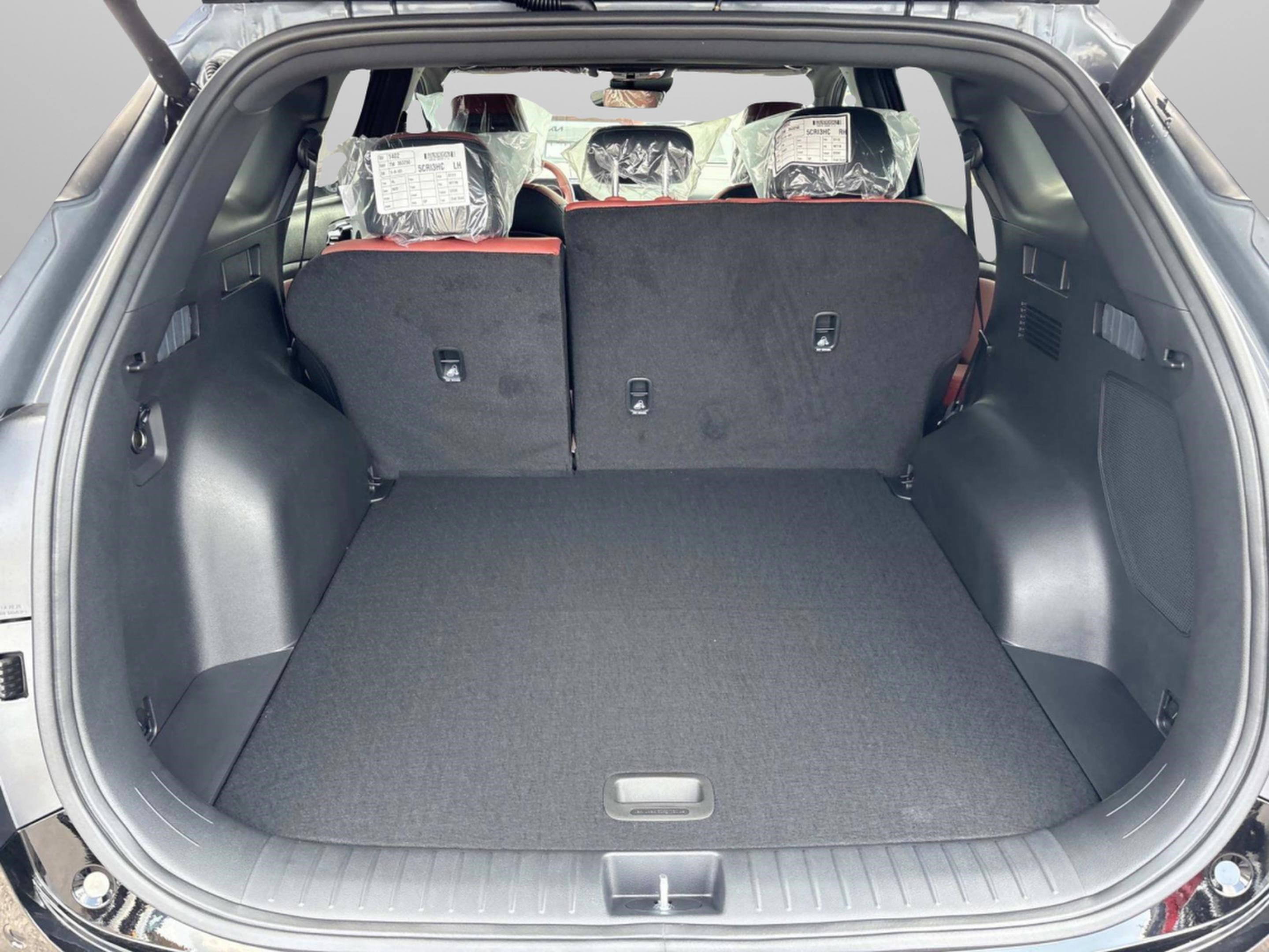 New 2026 Kia Sportage SX image 11